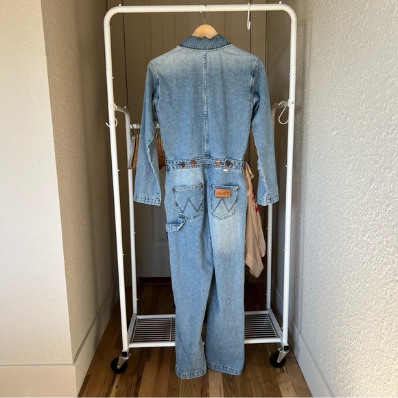 Wrangler X Billabong denim jumpsuit NWOT - Picture 8 of 8
